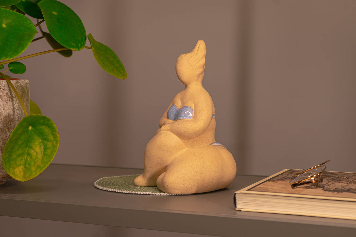 Ladyglow Seaside Leg up