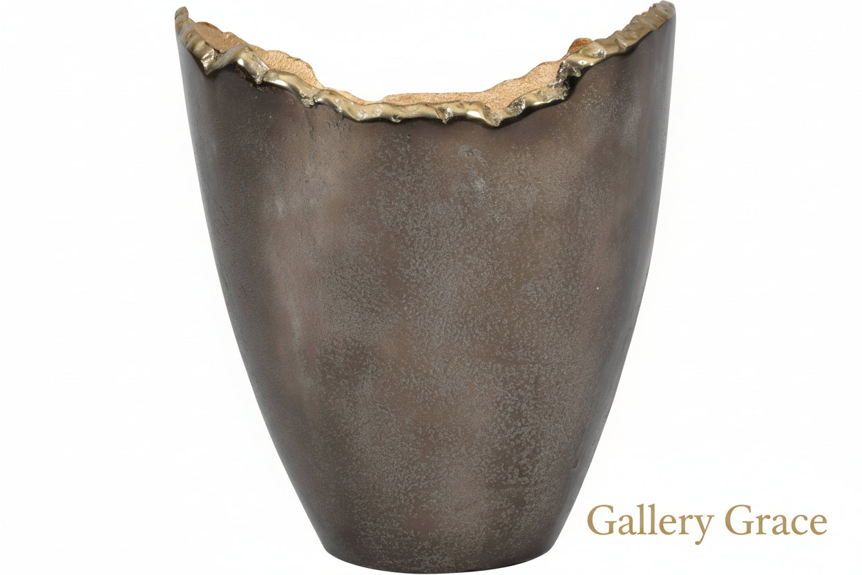 Merapi Lava Large 27cm Vase: Smoke Black, Gold / 100% Aluminium