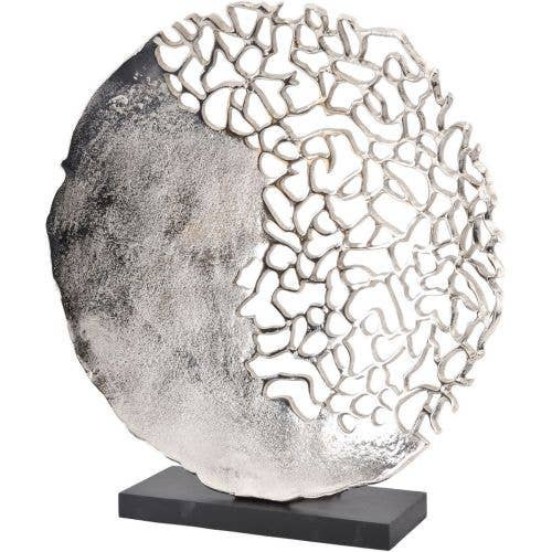 Apo Coral Aluminium Sculpture: Silver; Black / 100% Aluminium
